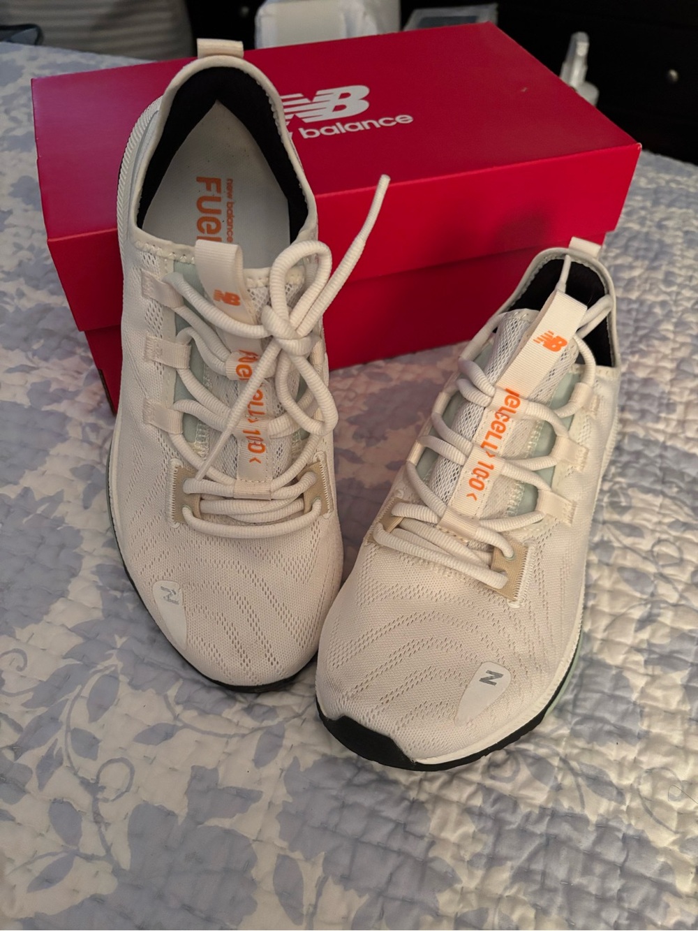 New Balance FuelCell Trainer v2 Beige with Red Box
